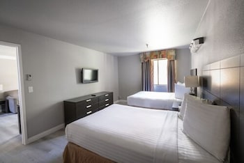 2 Double Beds Extended Stay