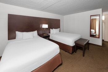 Deluxe Room, 2 Queen Beds, Non Smoking (Second Floor)
