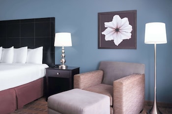 Executive Room, 1 King Bed, Non Smoking, Balcony