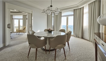 Suite, Sea View (Prestige)