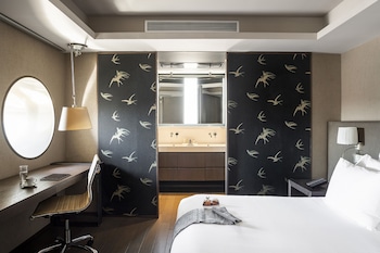 Suite (Acropolis View)