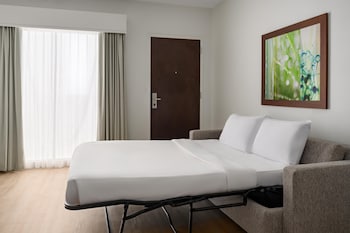 Deluxe Suite, 2 Queen Beds