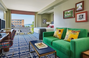 Suite (Camp Wandawega Suite)