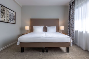 Room (Individual)