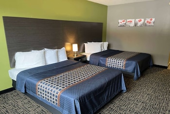 Room, 2 Queen Beds, Accessible, Non Smoking (Tub with Grab Bars)