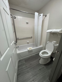 Studio Suite, 1 King Bed, Non Smoking