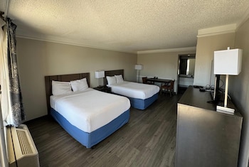 Room, 2 Double Beds, Smoking