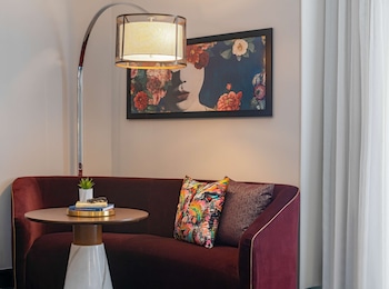 Room, 1 King Bed (Bourbon Street)