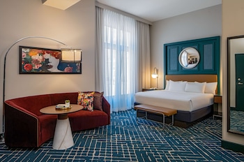 Room, 1 King Bed, Balcony