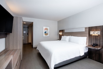 Standard Room, 1 King Bed
