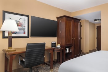 One King Bed, Non-Smoking, Accessible