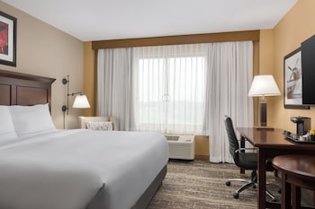 One King Bed, Non-Smoking, Accessible
