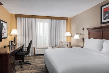 One King Bed, Non-Smoking, Accessible