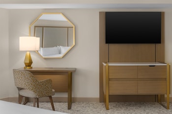 Room, 2 Double Beds, Accessible, Bathtub (Mobility & Hearing)