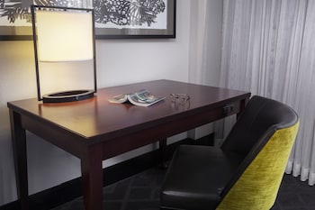 Room, 1 King Bed (Pure Wellness)