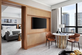 Executive Suite, 1 King Bed