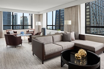 Suite, 1 Bedroom, City View