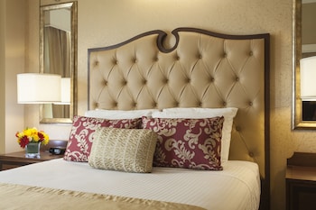 Superior Room, 1 Queen Bed