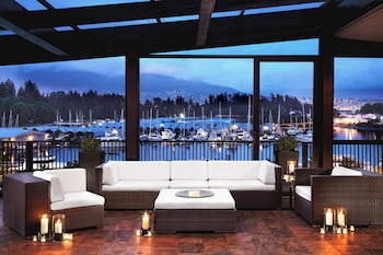Suite, 2 Bedrooms, Mountain View