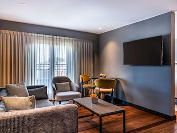 Junior Suite Room with King Size Bed and Sofa Bed
