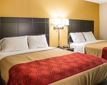 Standard Room, 2 Double Beds, Non Smoking