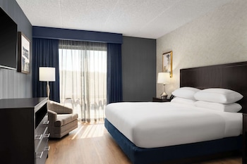 Suite, 1 King Bed, Non Smoking