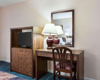 Standard Room, 2 Double Beds, Smoking