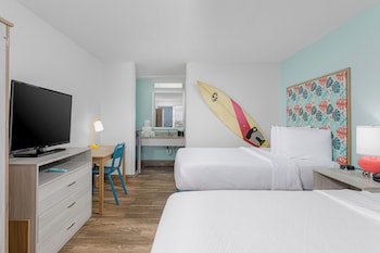 Room, 2 Queen Beds (Upper Floor)