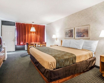 Standard Room, 1 King Bed, Smoking