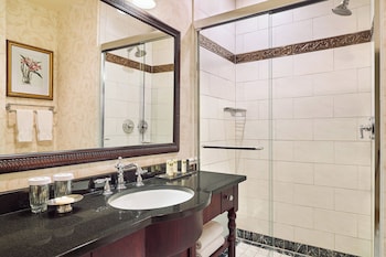 Palace King Suite, City View