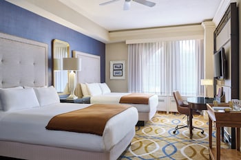 Room, 2 Queen Beds, City View