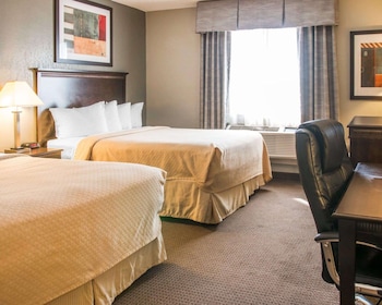 Standard Room, 2 Queen Beds, Non Smoking