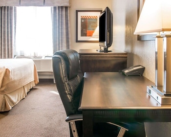 Standard Room, 2 Queen Beds, Non Smoking