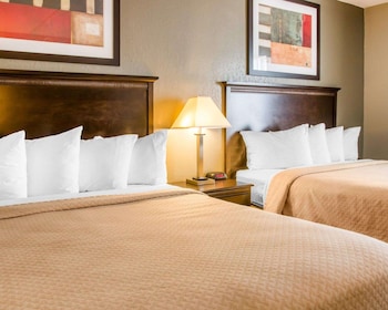 Standard Room, 2 Queen Beds, Non Smoking