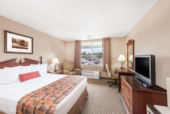Standard Room, 1 King Bed