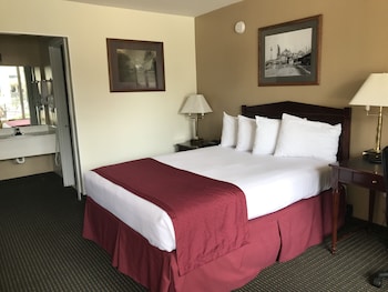 Standard Room, 1 Queen Bed