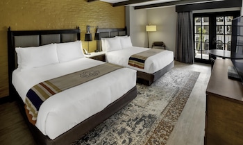 Room, 2 Queen Beds