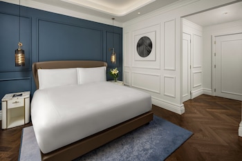 Premium Room, 1 King Bed (Via Veneto View)