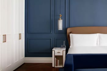 Premium Room, 1 King Bed, Balcony (Cityside)