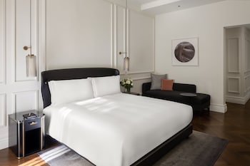 Premium Room, 1 King Bed (Via Veneto View)