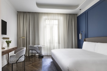 Classic Room, 1 King Bed, Accessible