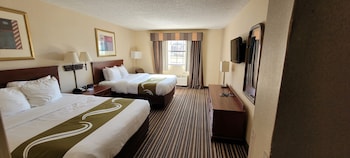 Suite, Multiple Beds, Non Smoking