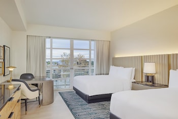 Deluxe Room, 2 Queen Beds