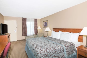 Standard Room, 1 King Bed
