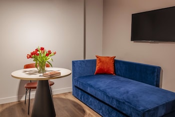 Premium Room (Extra Bed 2 Adults + 1 Child)
