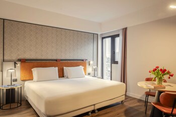 Premium Room (Extra Bed 2 Adults + 1 Child)