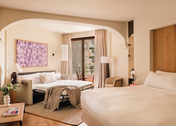 Premier Family Room (2+2)