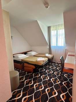 Junior Room, 2 Twin Beds