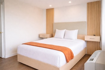 Standard Room, 1 Queen Bed, Non Smoking