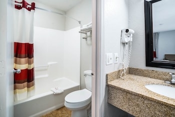 Superior Room, 1 King Bed (Smoke Free)